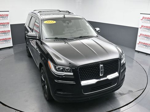 Used 2022 Lincoln Navigator Reserve AWD/4WD image 28