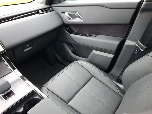 New 2026 Land Rover Range Rover Velar Dynamic SE image 14