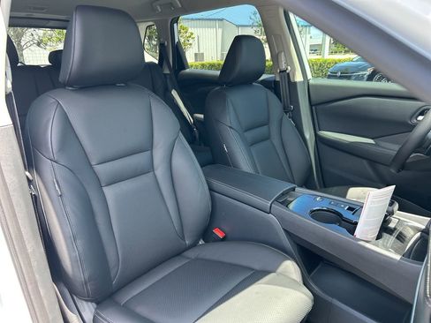 New 2026 Nissan Rogue SV FWD image 43