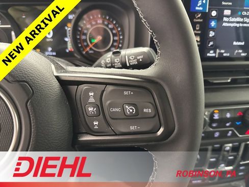 Certified 2026 Jeep Wrangler Willys image 23