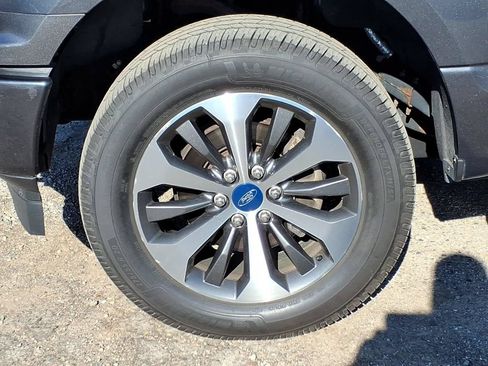 Used 2020 Ford F150 XL w/ Equipment Group 101A Mid AWD/4WD image 9