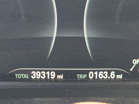 Used 2019 BMW 530i 530i w/ Convenience Package image 14