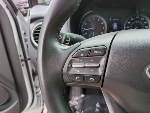 Used 2021 Hyundai Kona SEL FWD image 31