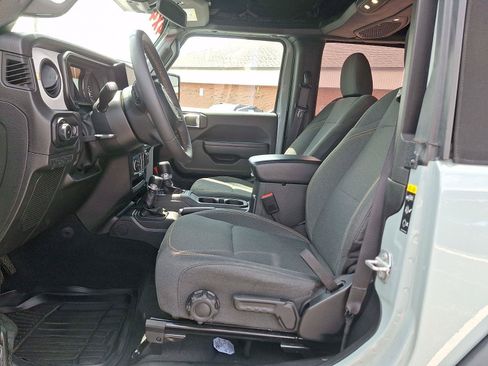 Used 2024 Jeep Wrangler Sport AWD/4WD image 13