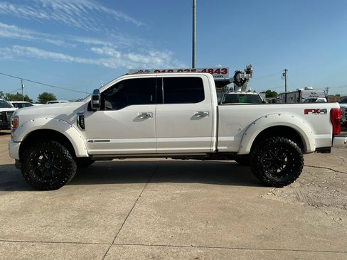 Used 2019 Ford F250 Platinum w/ Platinum Ultimate Package AWD/4WD image 1