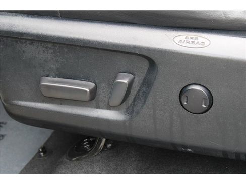 Used 2019 Toyota Tundra Limited image 10