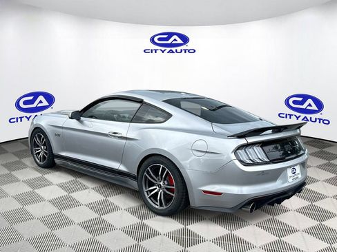 Used 2016 Ford Mustang Premium RWD image 7