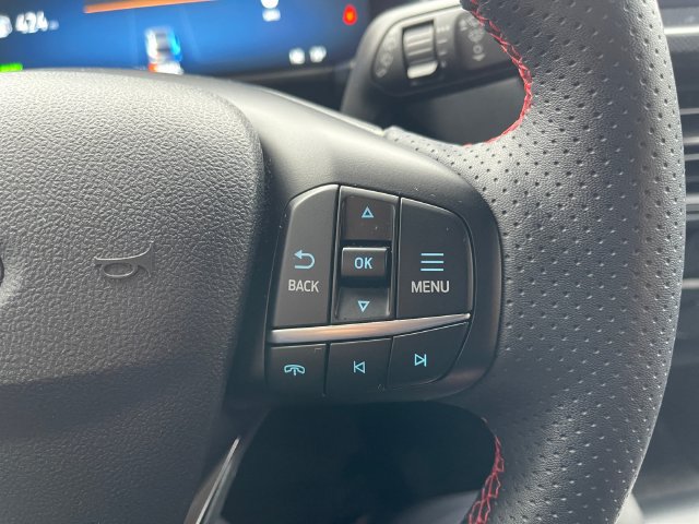 Used 2023 Ford Escape ST-Line Elite w/ Premium Technology Package AWD/4WD image 25
