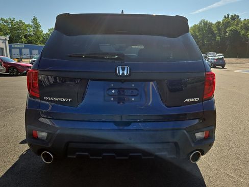 Used 2023 Honda Passport EX-L image 5