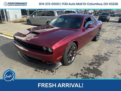 Used 2023 Dodge Challenger R/T w/ Plus Package image 8