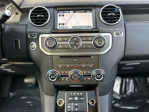 Used 2014 Land Rover LR4 HSE image 22