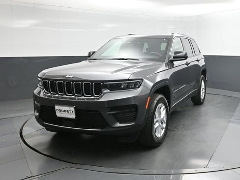 New 2025 Jeep Grand Cherokee Laredo X image 30