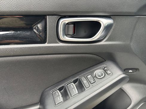 Certified 2024 Honda Civic EX image 36