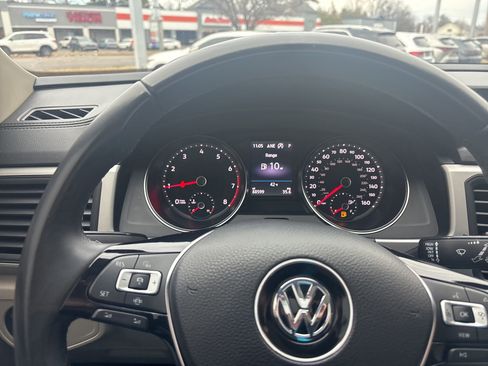 Used 2020 Volkswagen Atlas SE w/ Panoramic Sunroof Package image 26