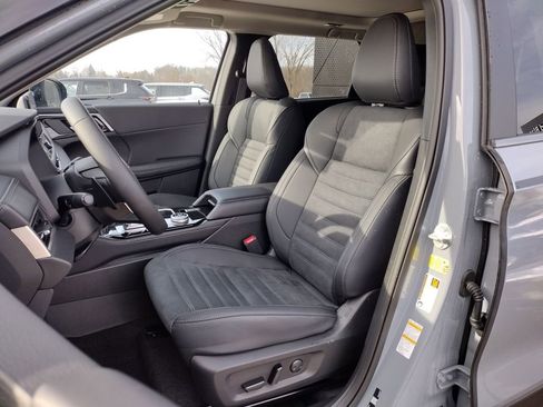 New 2026 Mitsubishi Outlander Trail Edition image 9