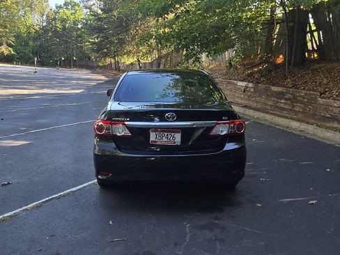 Used 2013 Toyota Corolla LE FWD image 5