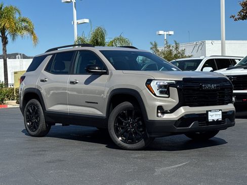 Used 2026 GMC Terrain Elevation w/ Black Edition AWD/4WD image 2