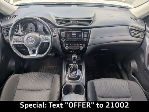 Used 2019 Nissan Rogue SV image 13