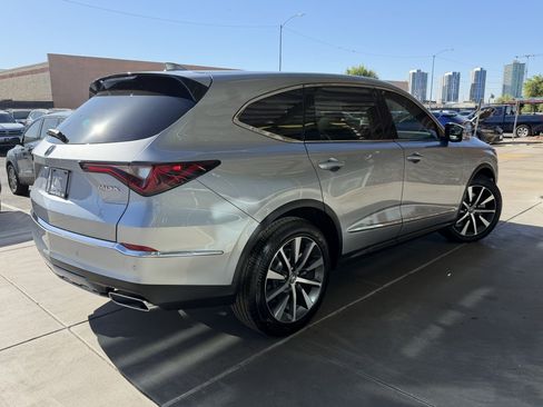 Used 2025 Acura MDX FWD w/ Technology Package image 4
