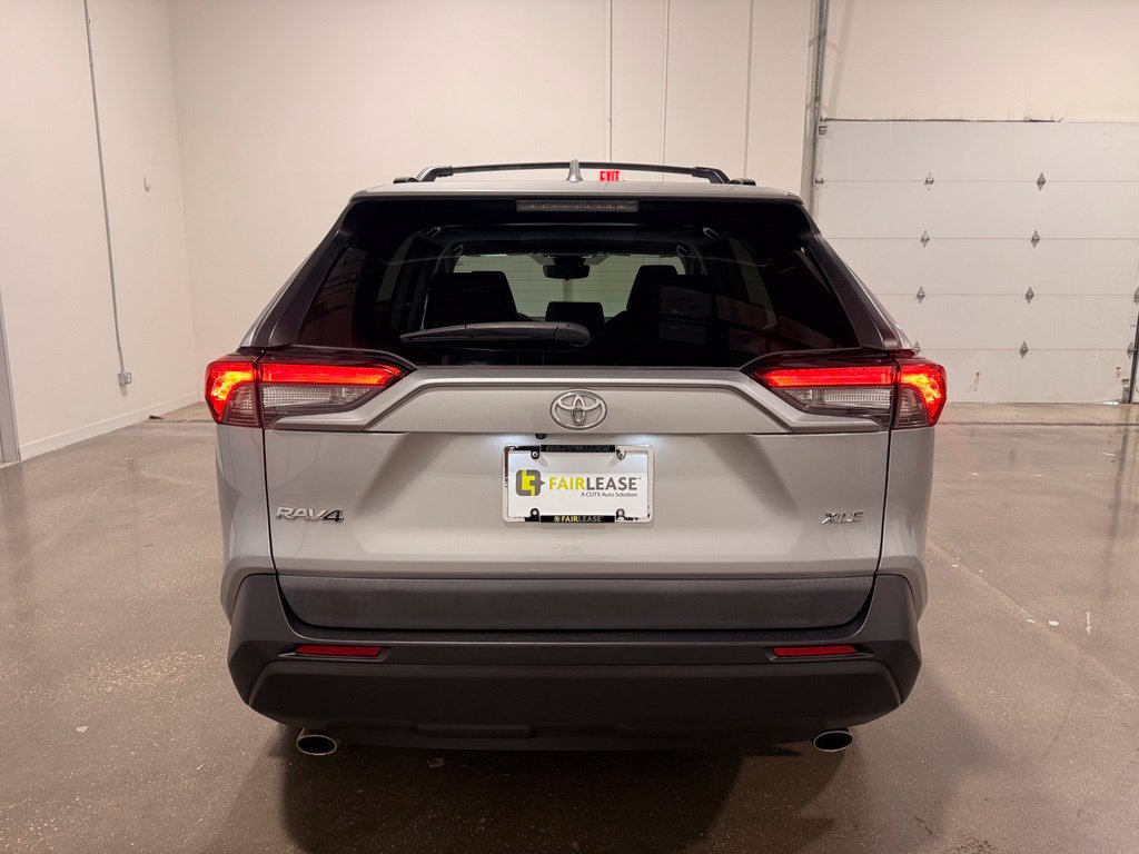 Used 2023 Toyota RAV4 XLE w/ Convenience Package FWD image 6