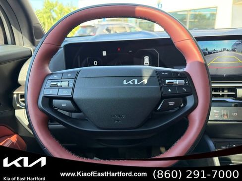New 2026 Kia Sportage SX AWD/4WD image 35