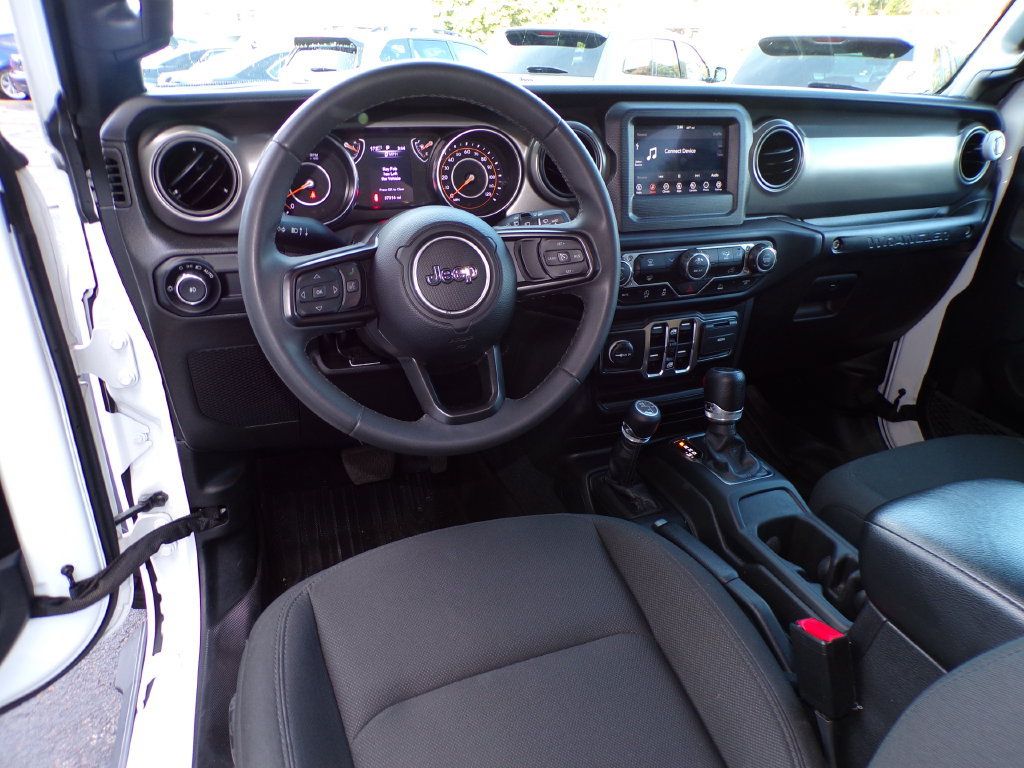 Used 2023 Jeep Wrangler Unlimited Sport AWD/4WD image 18