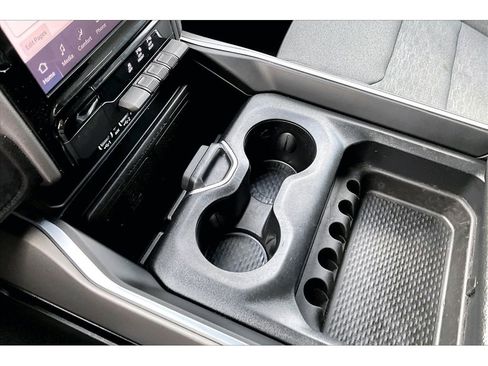 Certified 2025 RAM 1500 Big Horn AWD/4WD image 17