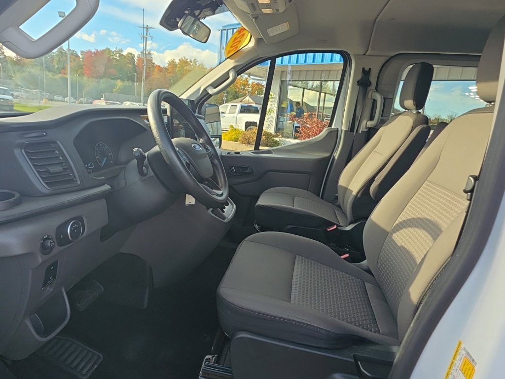Used 2024 Ford Transit 350 XLT RWD image 18