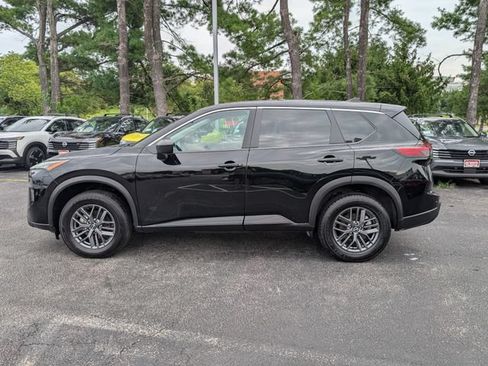 Used 2024 Nissan Rogue S FWD image 6