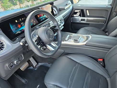 Used 2025 Mercedes-Benz G 63 AMG 4MATIC w/ Seat Comfort Package image 19