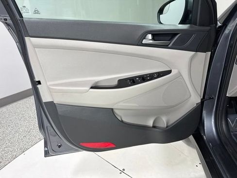Used 2018 Hyundai Tucson SE AWD/4WD image 6