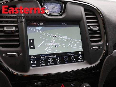 Used 2023 Chrysler 300 S image 19