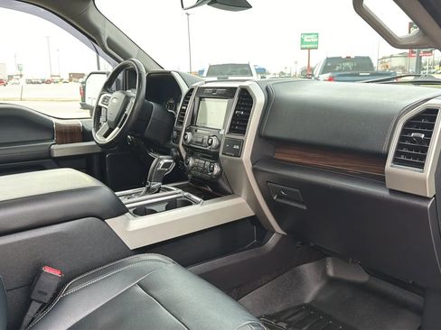 Used 2017 Ford F150 Lariat w/ Equipment Group 502A Luxury image 82