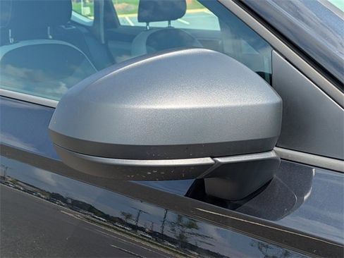 New 2025 Volkswagen Taos S image 11