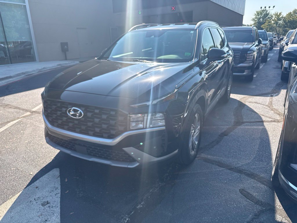 Certified 2023 Hyundai Santa Fe SEL FWD image 2