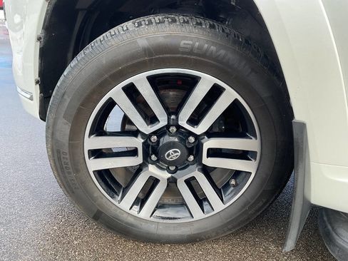 Used 2016 Toyota 4Runner Limited image 47