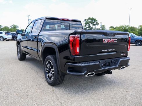New 2026 GMC Sierra 1500 AT4 w/ AT4 Premium Package AWD/4WD image 30