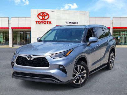 Used 2021 Toyota Highlander XLE