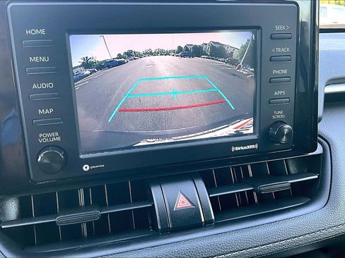 Used 2021 Toyota RAV4 XLE w/ Convenience Package AWD/4WD image 20