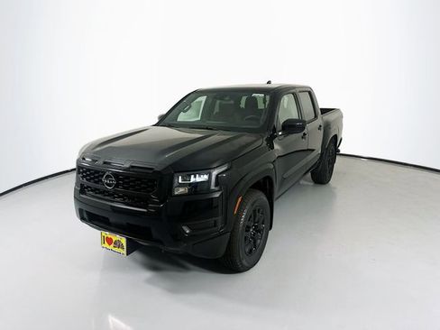 Used 2026 Nissan Frontier SV w/ Tow Package RWD image 4