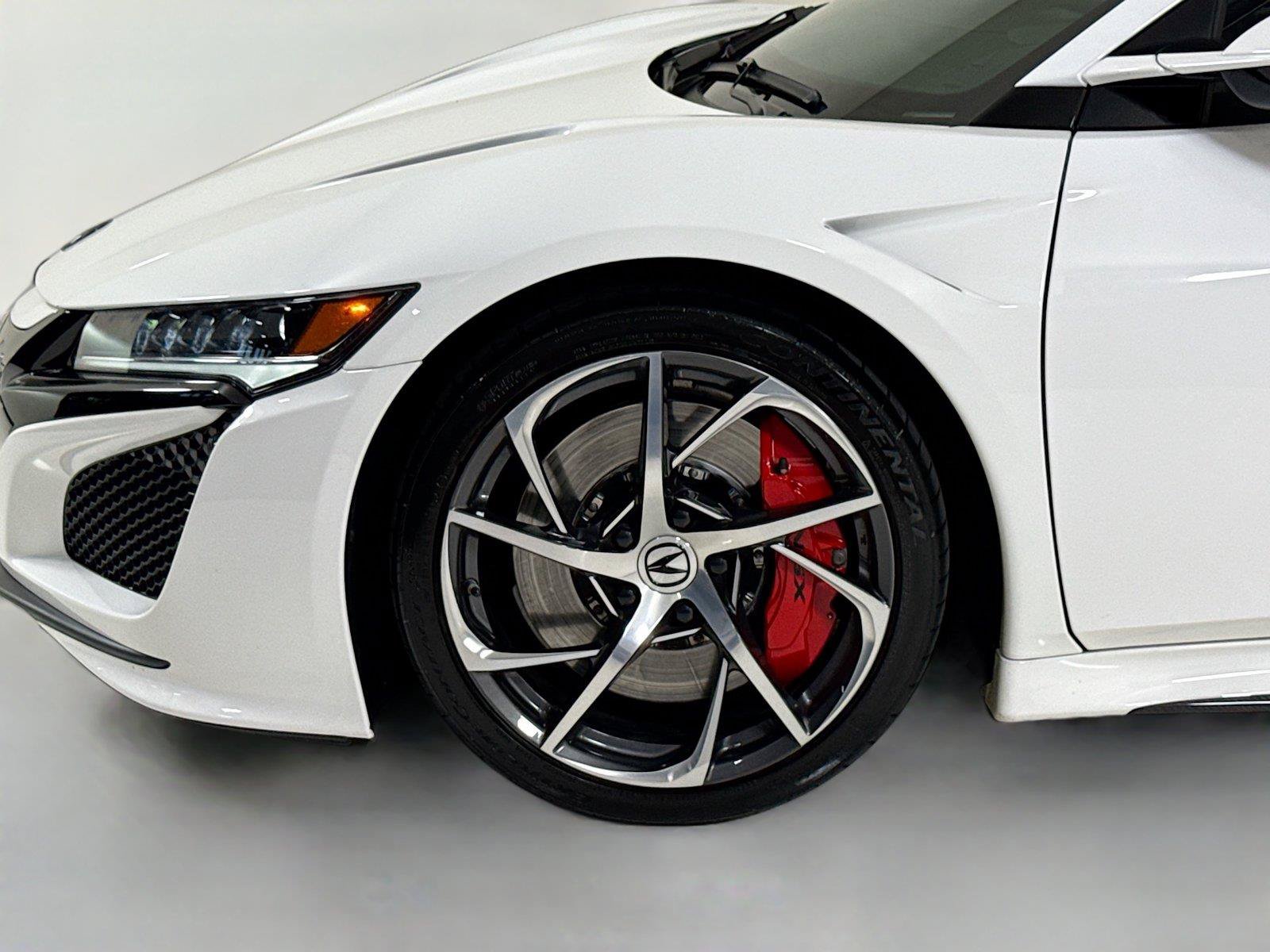 Used 2020 Acura NSX AWD/4WD image 34
