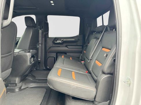 Certified 2022 GMC Sierra 1500 AT4 w/ AT4 Preferred Package image 26