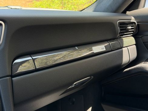 Used 2019 Porsche 911 GT3 RS image 32