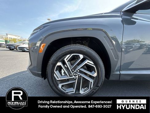 Used 2025 Hyundai Tucson Limited image 12