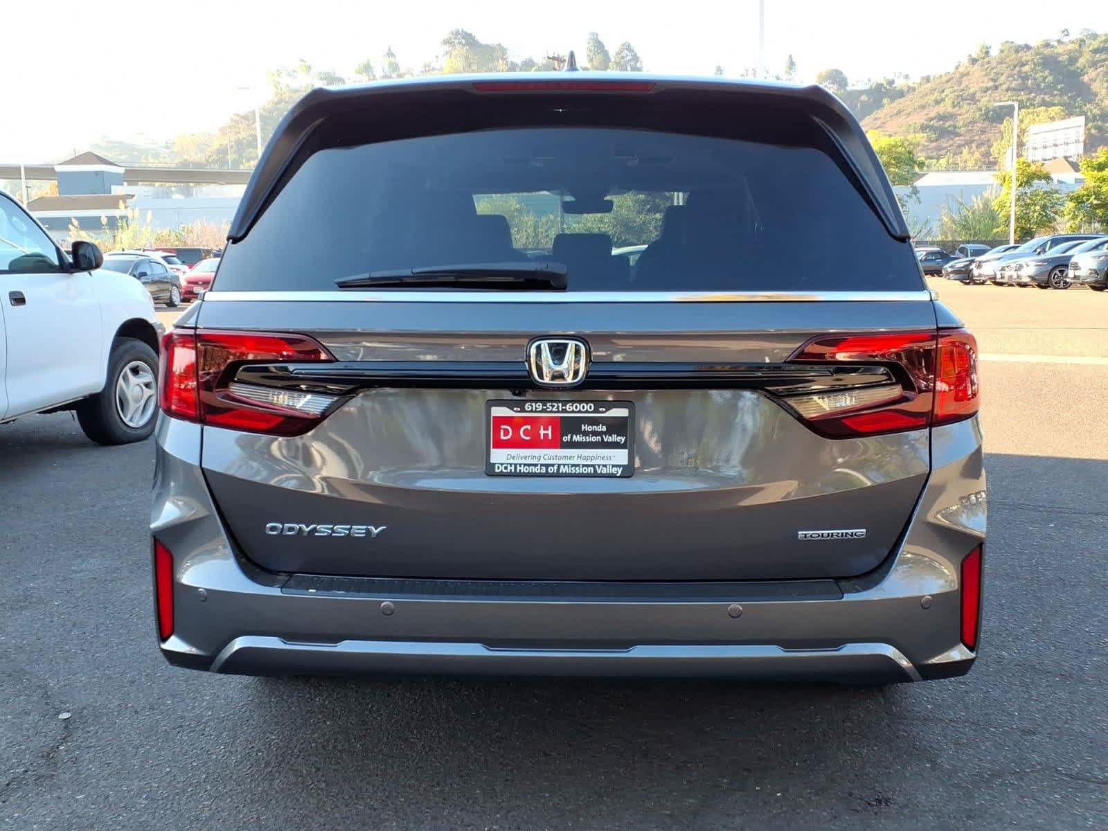 New 2027 Honda Odyssey Touring image 5