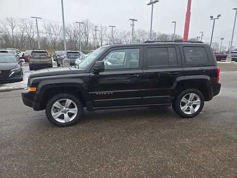 Used 2015 Jeep Patriot Latitude image 4