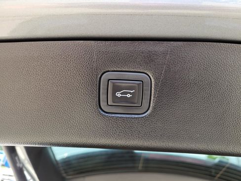 Used 2023 Chevrolet Blazer LT w/ Convenience Package FWD image 15