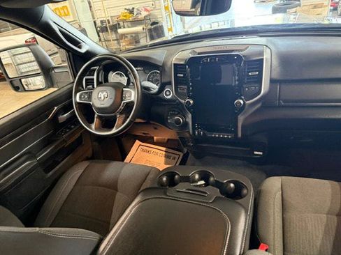 Certified 2024 RAM 2500 Big Horn w/ Night Edition AWD/4WD image 19