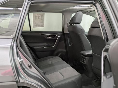 Used 2022 Toyota RAV4 XLE w/ Convenience Package image 25