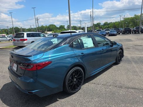 New 2026 Toyota Camry XSE FWD image 5